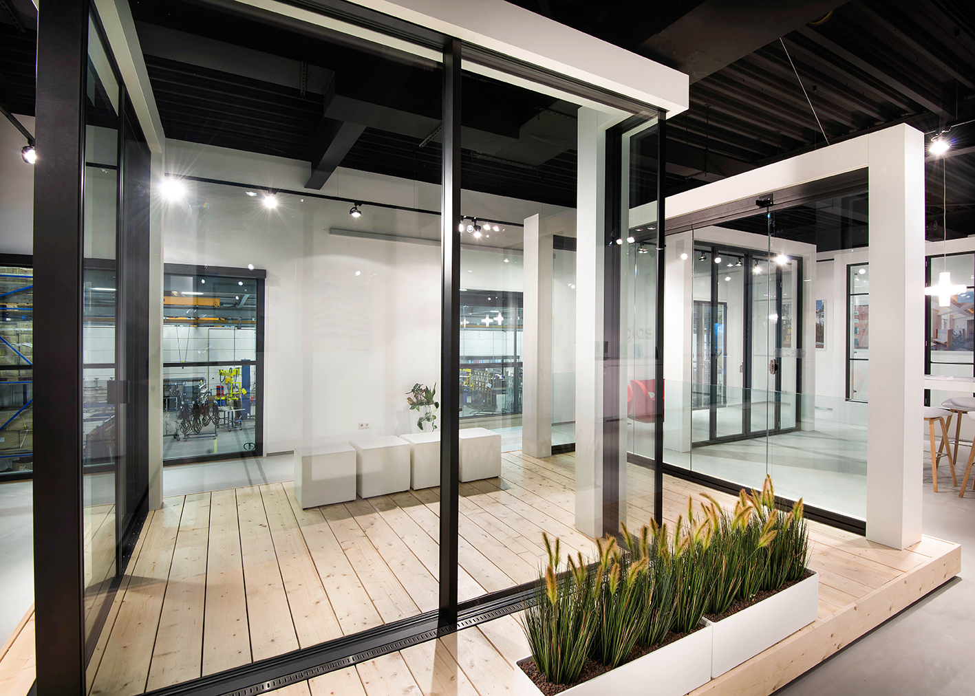 Corporate interior - showroom for Metaglas.